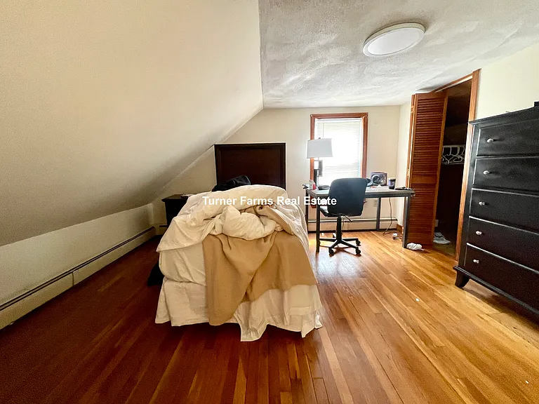 585-587 Somerville Ave #A-1 — Photo 9