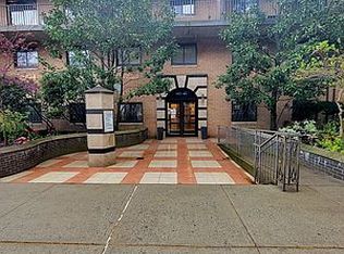 143-04 38th Ave #305, Flushing, NY 11354