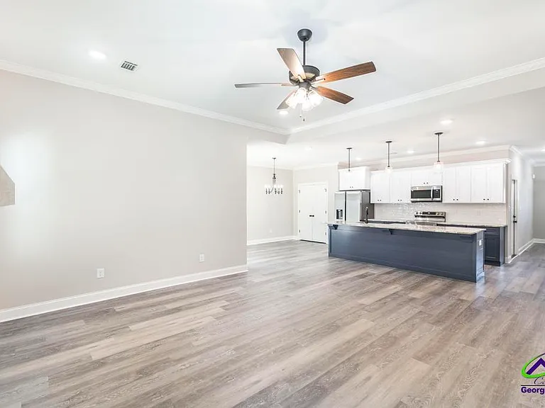 113 Garrett Ln — Photo 11