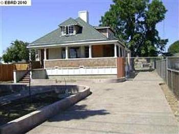 1st image of 334 Medford Ave