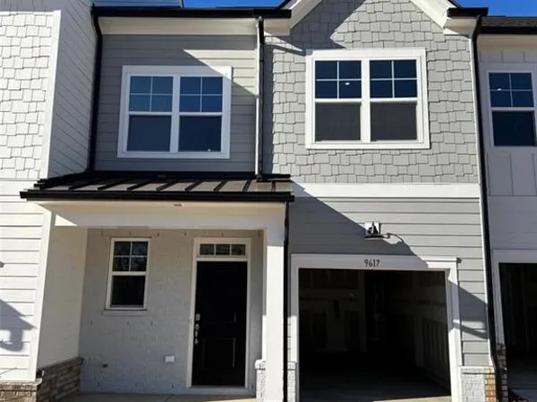 9446 Munsing Dr, Charlotte, NC 28269