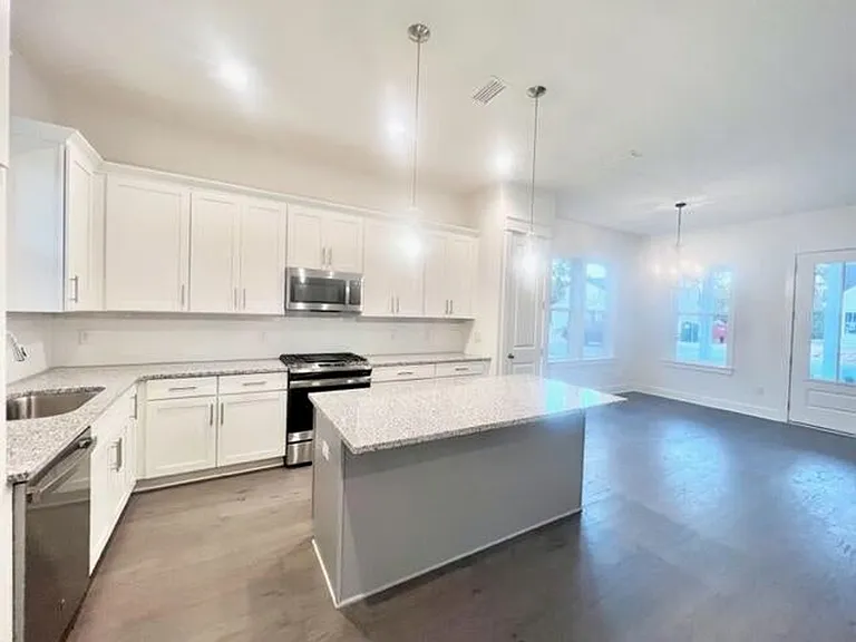 231 Euvino Way — Photo 5