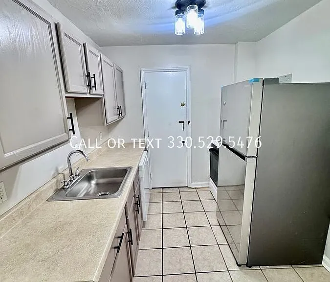 3363 Warrensville Center Rd #GM-109 — Photo 6