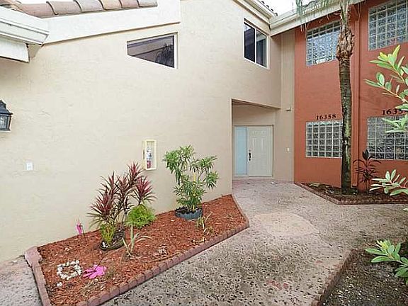 2nd image of 16318 Malibu Dr