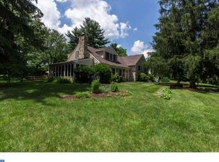 1434 Glenhardie Rd, Wayne, PA 19087