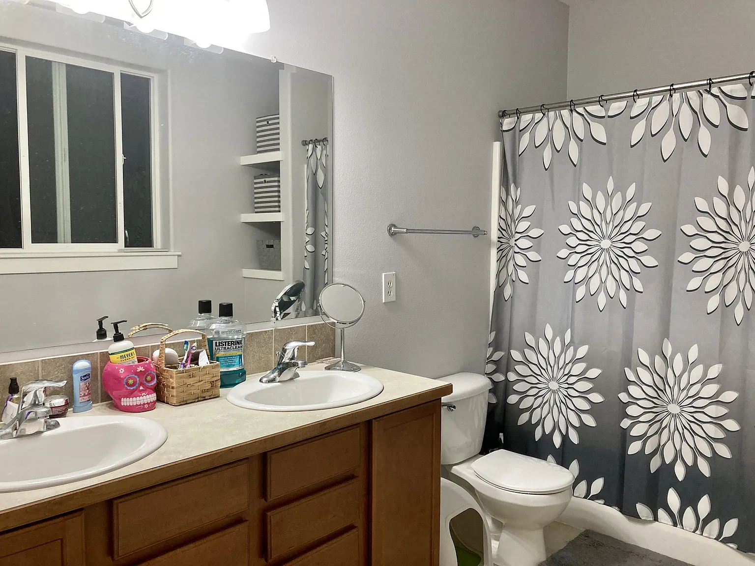 3 bed, 1236 sqft, $2,400 — Photo 4