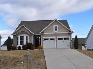 918 Battery Rd, Waynesboro, VA 22980