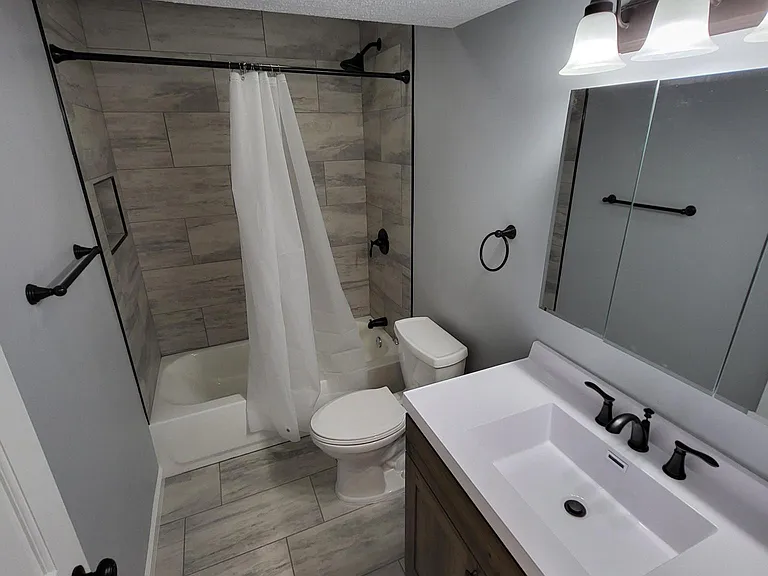 3342 Heatherton Dr #5 — Photo 6