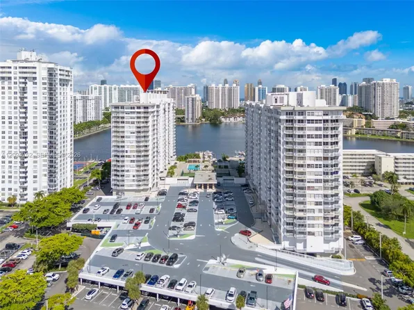 18071 Biscayne Blvd APT 303, Aventura, FL 33160