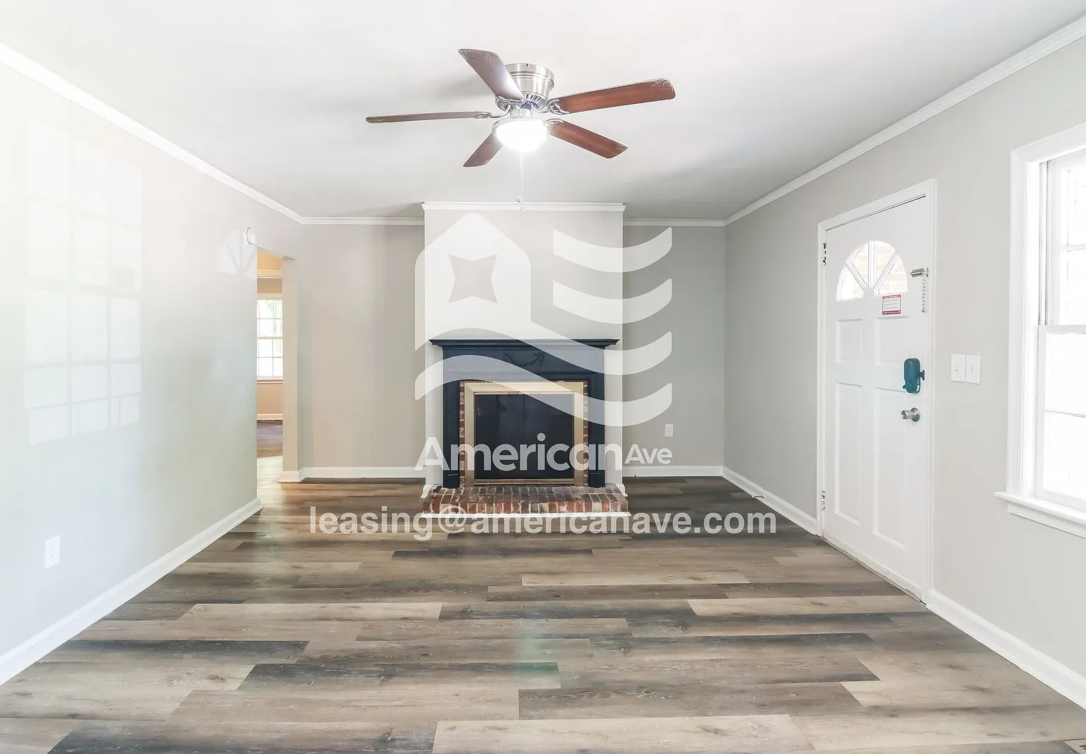 3 bed, 1.0 bath, 1393 sqft, $1,072 — Photo 3