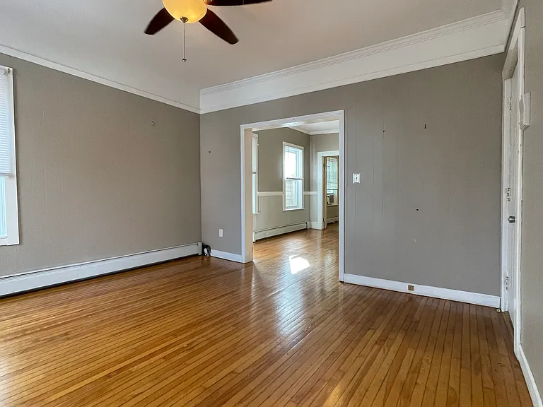 5 Freeland Ter #1 — Photo 5