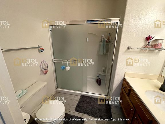 5th image of 8666 New Salem St