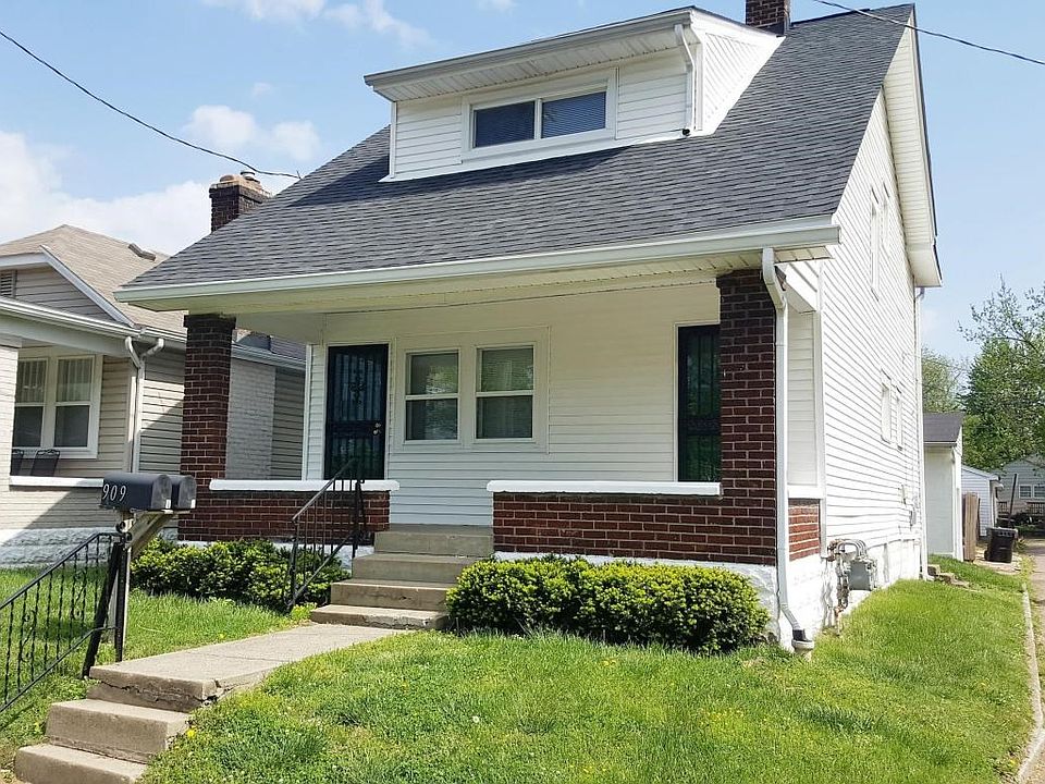 909 Ash St Duplex