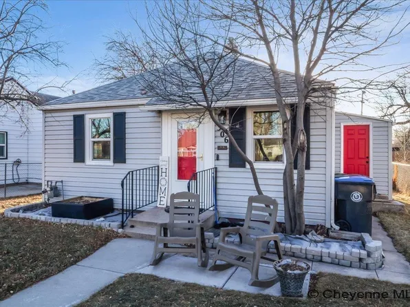 306 Evans Ave, Cheyenne, WY 82007