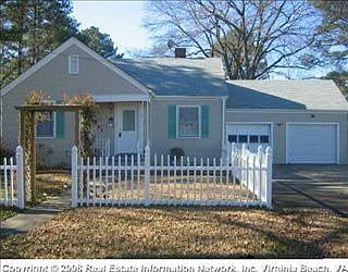 1st image of 4102 Dyanax St
