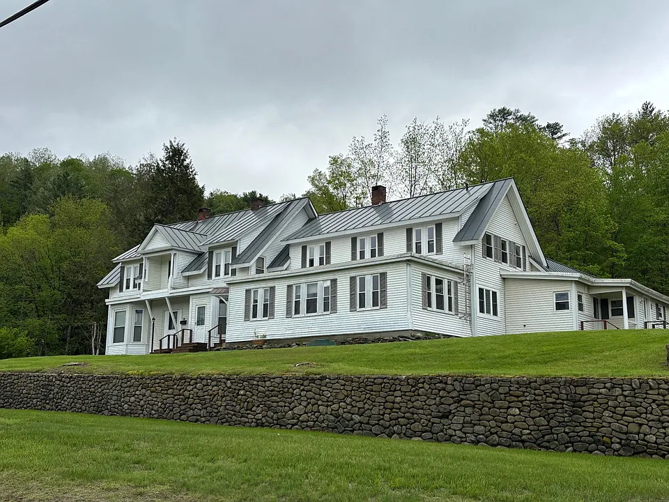 113 Lyme Rd #1