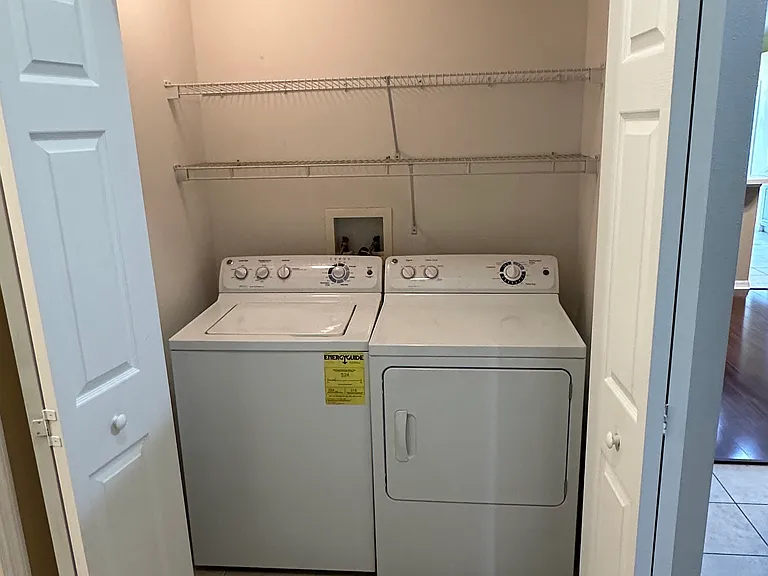 185 Club Villas Ln — Photo 9