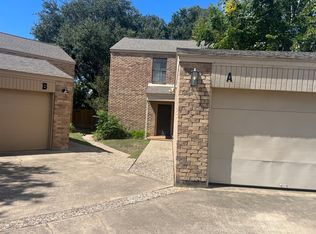 5503 Country Club Dr #A, Victoria, TX 77904
