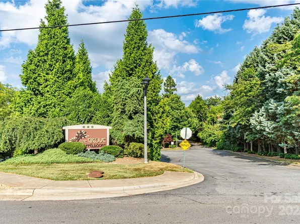 537 Appeldoorn Cir #537, Asheville, NC 28803