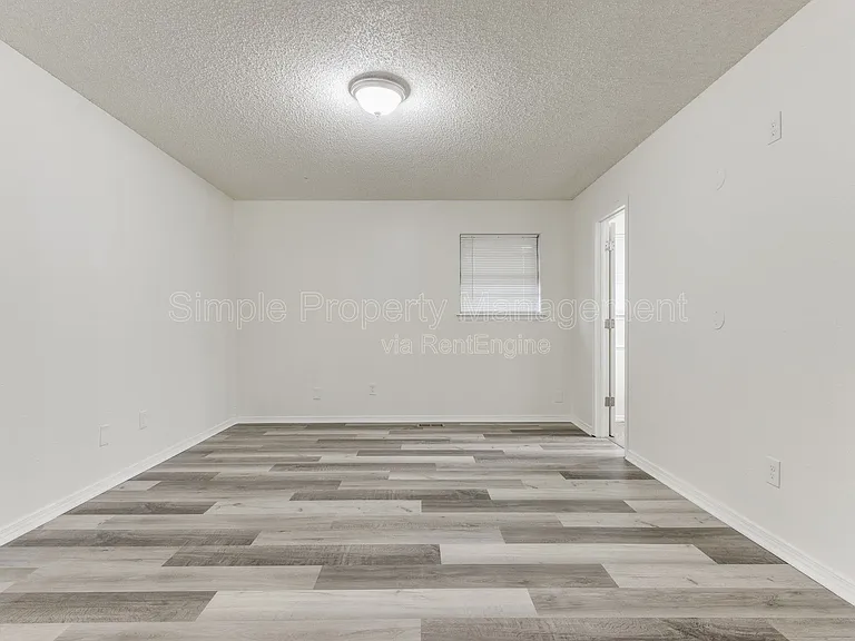 704 Pepperdine Ave — Photo 15