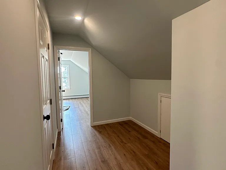 20 Parker Ave — Photo 14