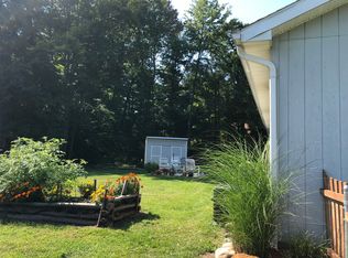 24 Sitterly Rd #B, Clifton Park, NY 12065