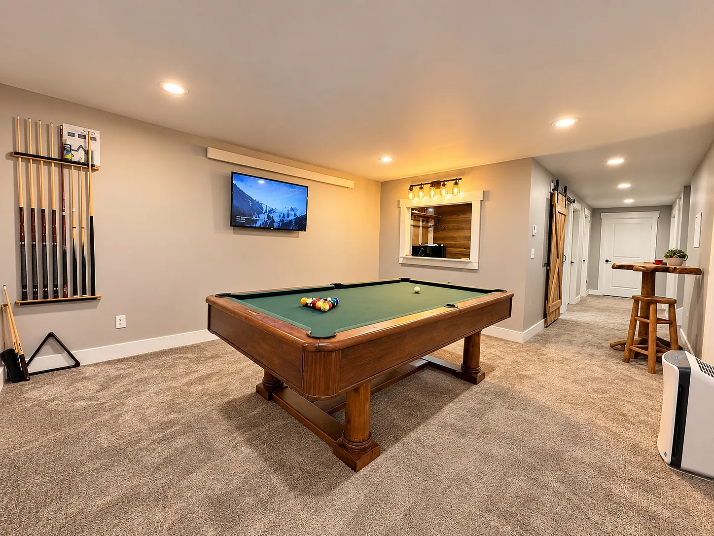 5 bed, 2986 sqft, $4,500 — Photo 4
