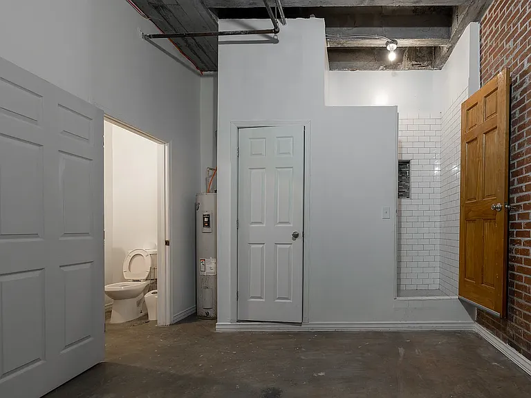 555 Whitehall St SW #OP — Photo 4
