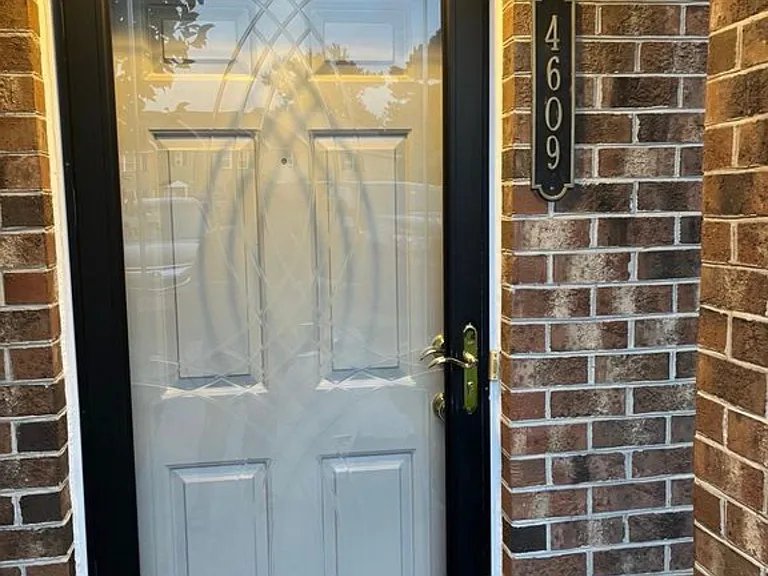 4609 Truman Ln — Photo 2