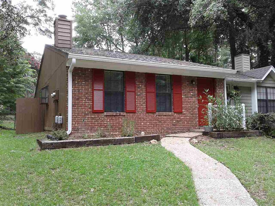 1st image of 364 Whetherbine Way E