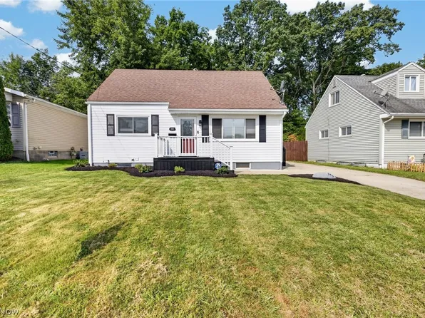 558 Alaho St, Akron, OH 44305