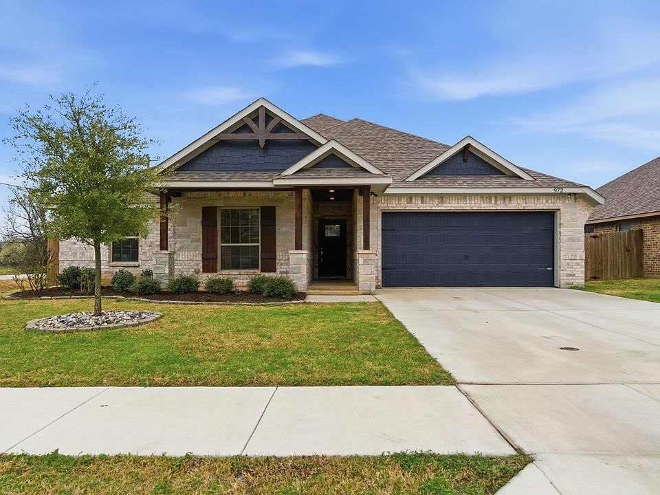 1st image of 972 Sam St