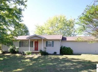 395 Peggy Ann Spring Cv, Benton, KY 42025