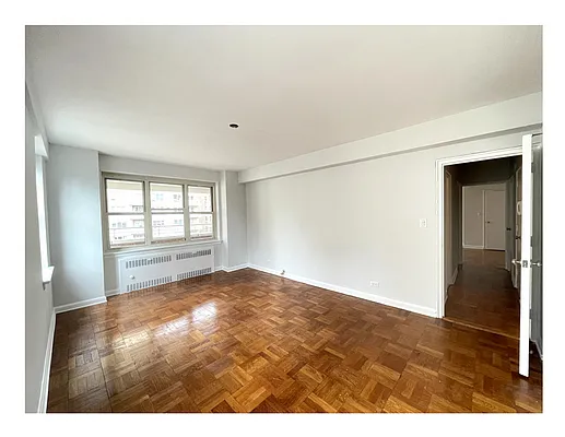 Rented by Stonehenge NYC LLC | media 7