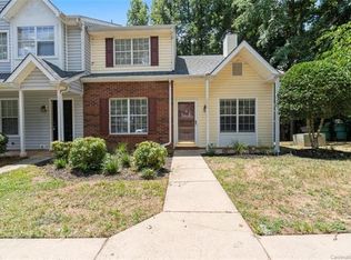 5830 Prescott Ct, Charlotte, NC 28269