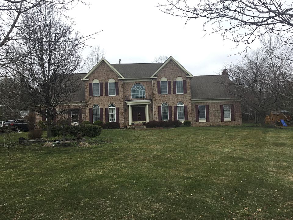 1st image of 2004 Silverwood Dr