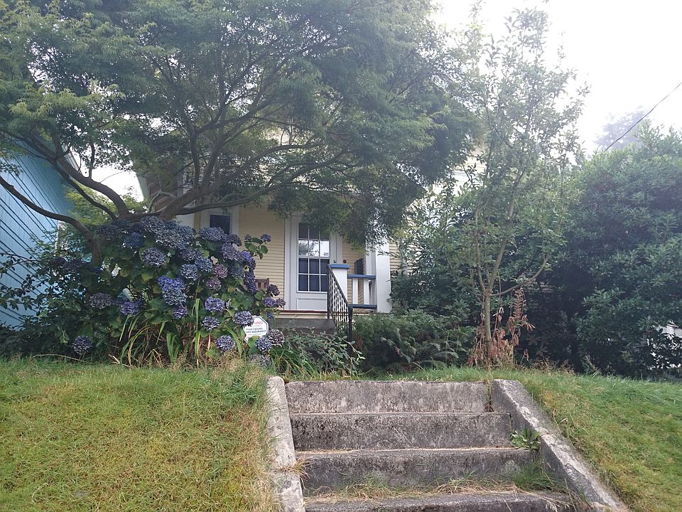 2nd image of 117 N 77th St