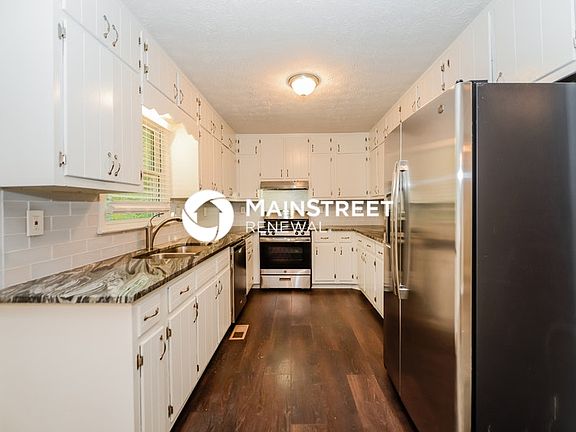5th image of 2653 Marcia Dr