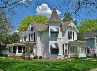 318 Liberty St, Dundee, IL 60118