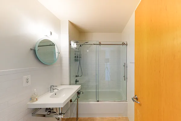 Sold by Compass | media 6