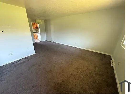 4889 Banbury Ct #6 — Photo 6