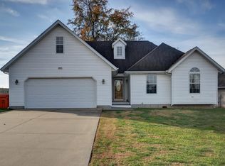 3978 W Portland St, Springfield, MO 65807