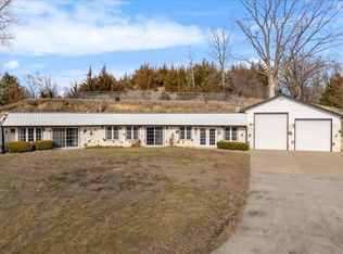 21033 Old Lincoln Hwy, Crescent, IA 51526
