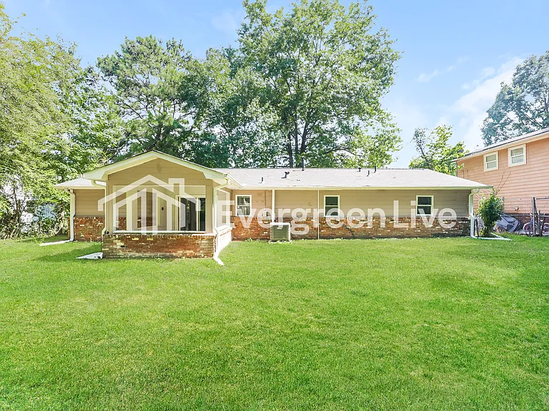 3655 Leisure Ln — Photo 21