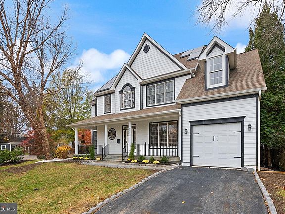 4th image of 3336 Jones Bridge Ct