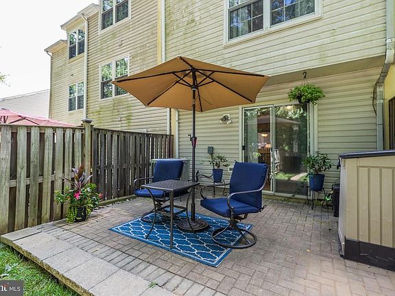 4th image of 9668 Hastings Dr