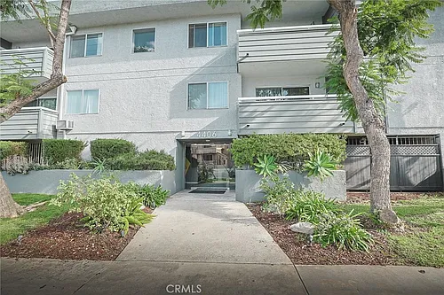4406 Cahuenga Blvd #109 Photo 1