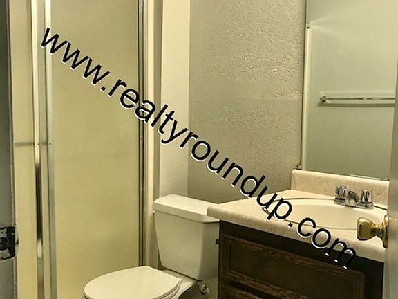 5th image of 2606 Plantation Pl