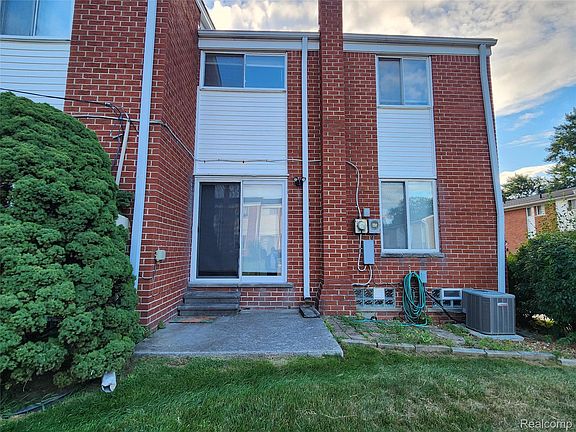 2nd image of 8665 Sterling St