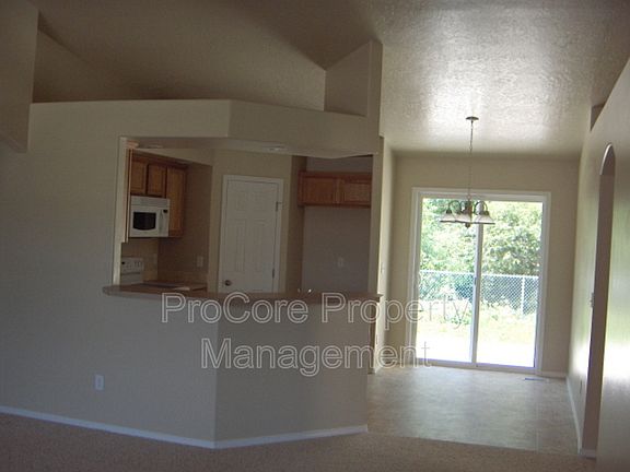4th image of 5116 Weston Ave